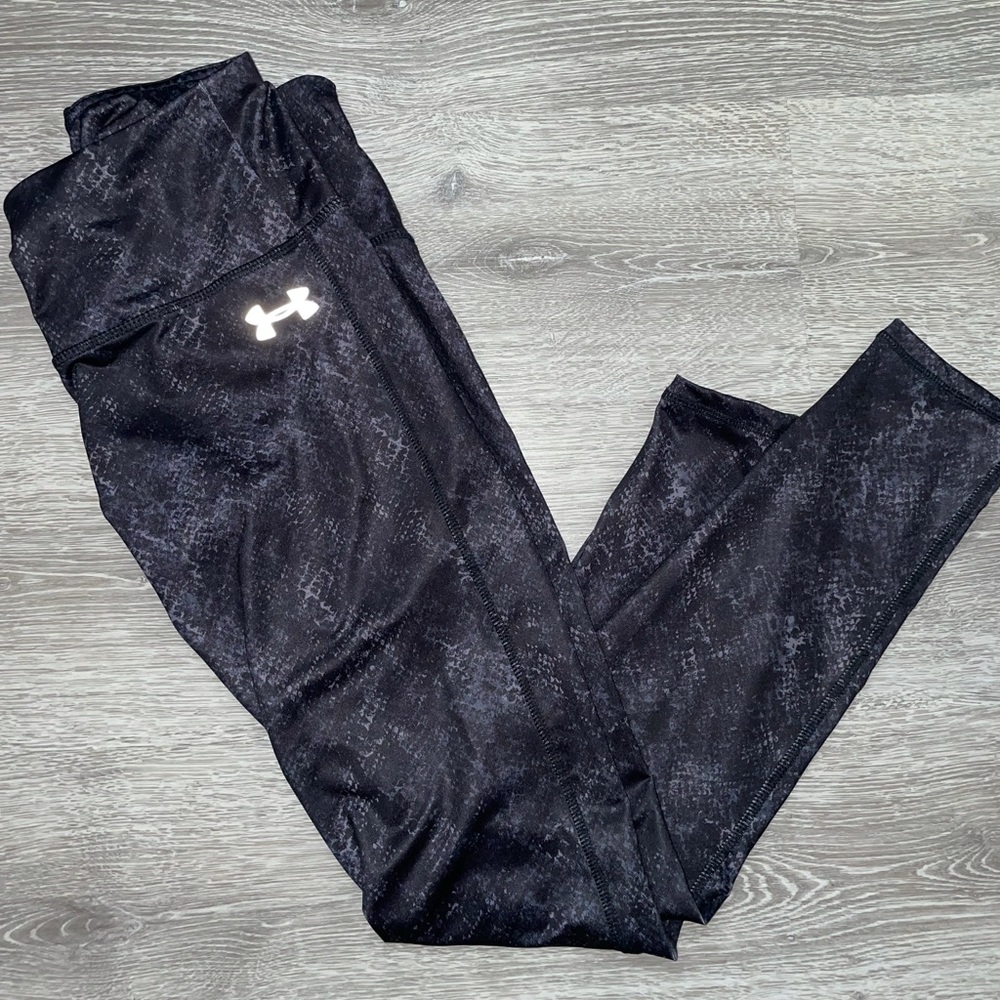 Under armour leggings size medium like new
